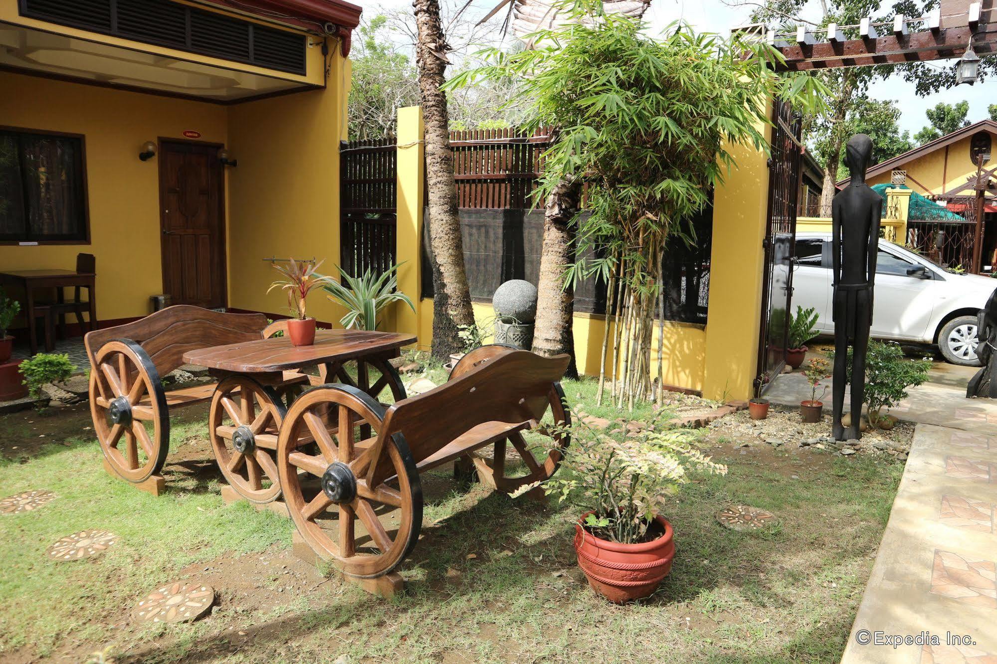 Tres Pension House Hotel Puerto Princesa Exterior foto